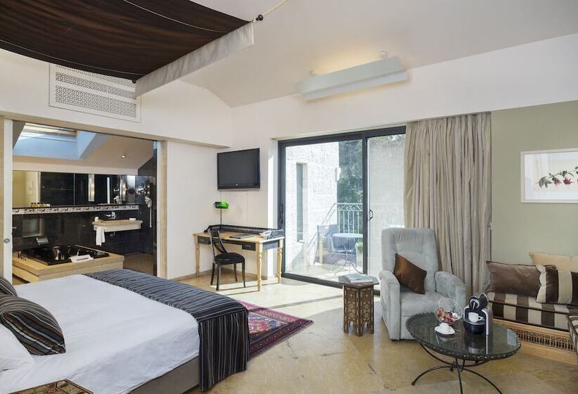 סוויטה, The American Colony Hotel   Small Luxury Hotels Of The World