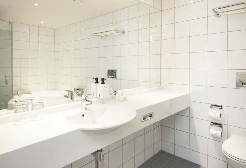 Семейный Номер, Scandic Park Sandefjord