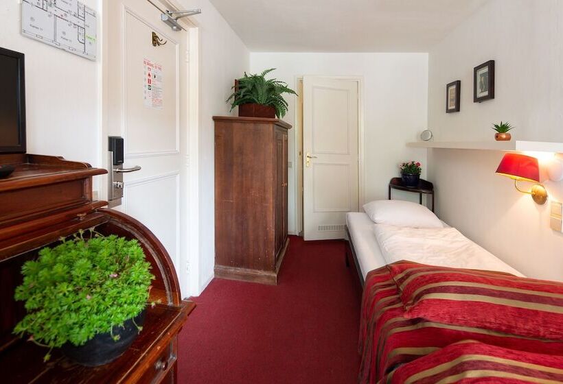 اتاق استاندارد با چشم‌انداز, Amsterdam House
