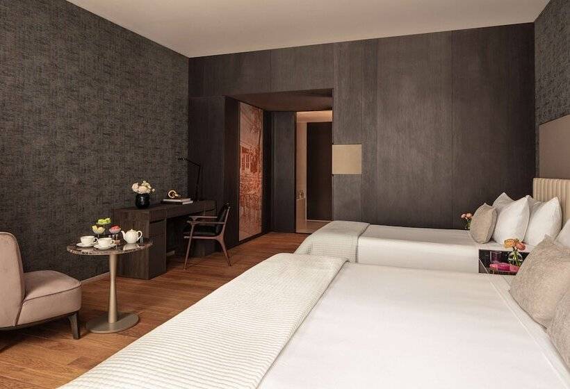 اتاق پریمیوم سه تخته, Anantara Grand Krasnapolsky Amsterdam