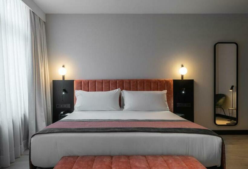 اتاق پریمیوم سه تخته, Catalonia Vondel Amsterdam