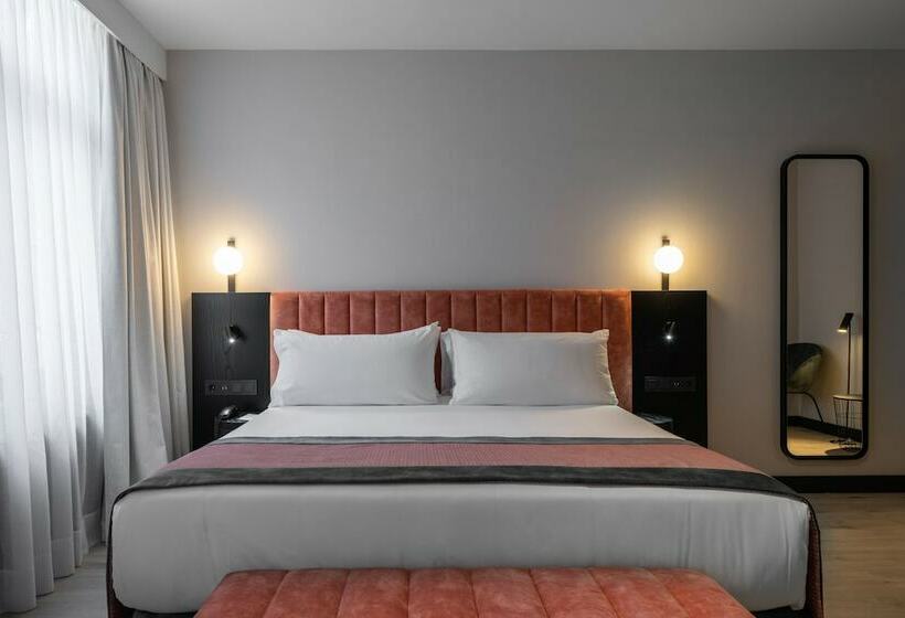 اتاق پریمیوم سه تخته, Catalonia Vondel Amsterdam