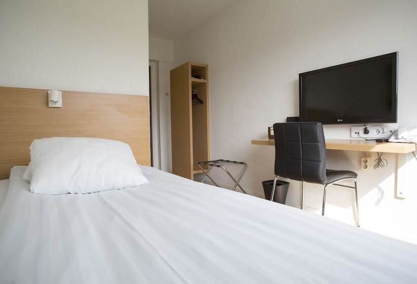 اتاق استاندارد یک نفره, First Hotel Dragonen