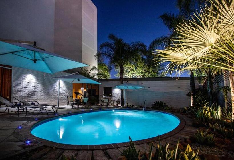 اتاق استاندارد, Garden Court Kimberley