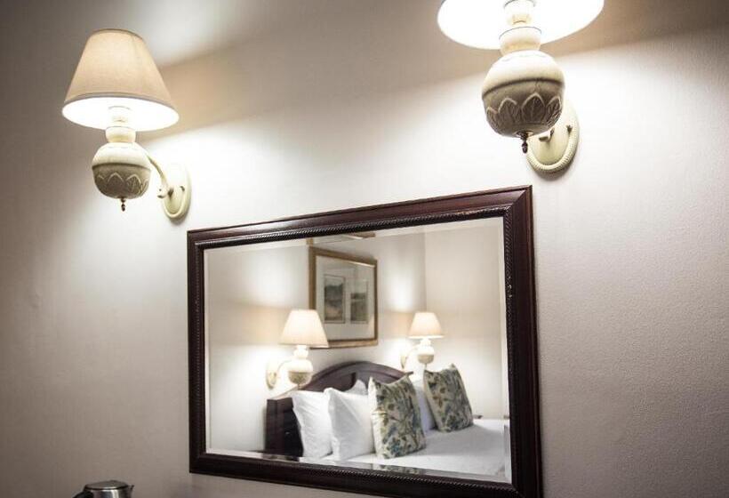 Номер Стандарт, Selborne Golf Estate, Hotel & Spa