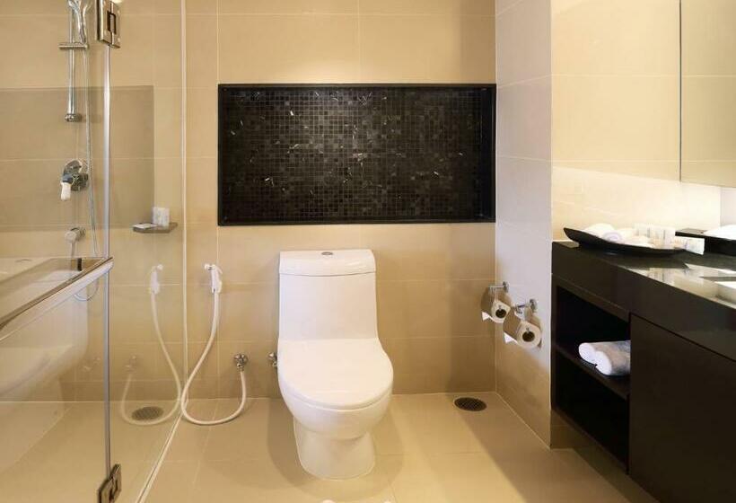 스탠다드 룸 킹사이즈 침대, Le Meridien Phuket Beach Resort
