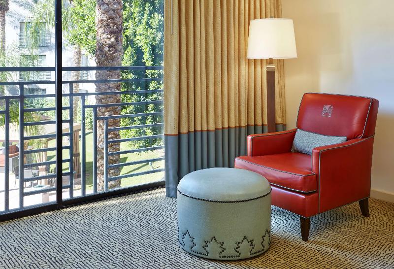 חדר סטנדרט עם מיטת קינג, Arizona Biltmore, Lxr Hotels & Resorts