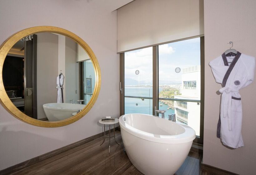 سوییت, Akra Antalya