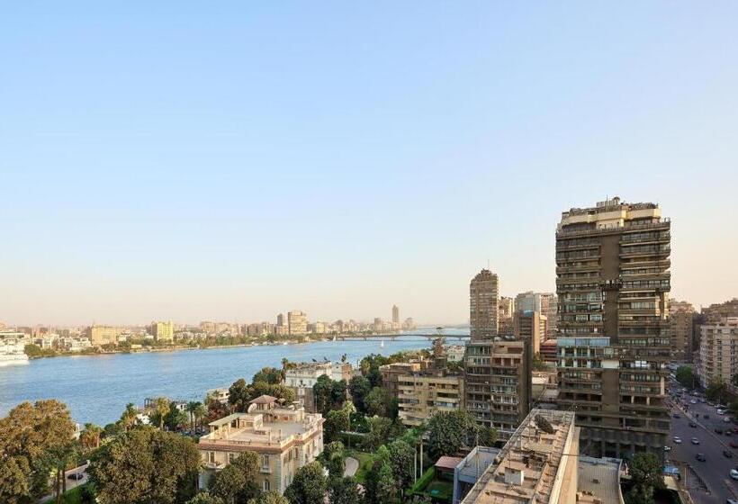 سوئیت اجرایی با تخت کینگ, Sheraton Cairo Hotel & Casino