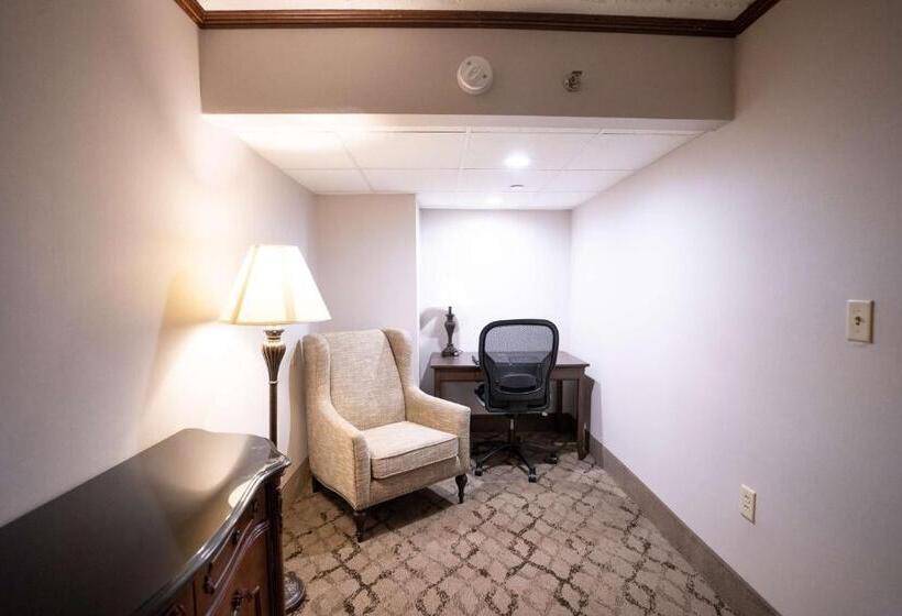스위트 킹사이즈 침대, Best Western Plus Fairfield Executive Inn