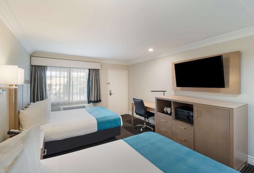 스위트, Best Western Woodland Hills