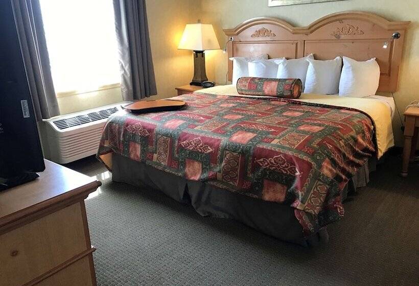 자쿠지 스위트, Best Western Plus Revere Inn & Suites