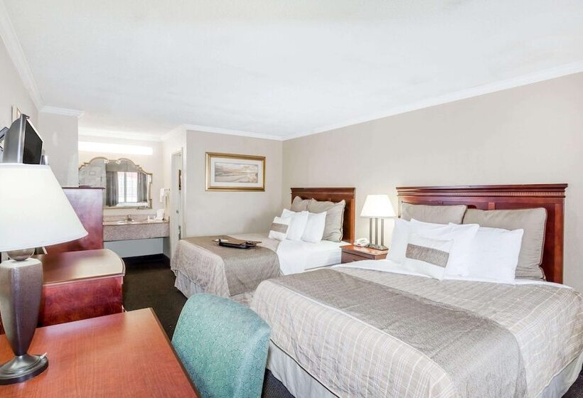Camera Standard, Days Inn By Wyndham Destin