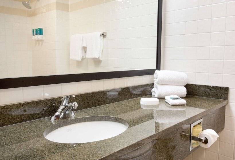 سوییت, Drury Inn & Suites Austin North