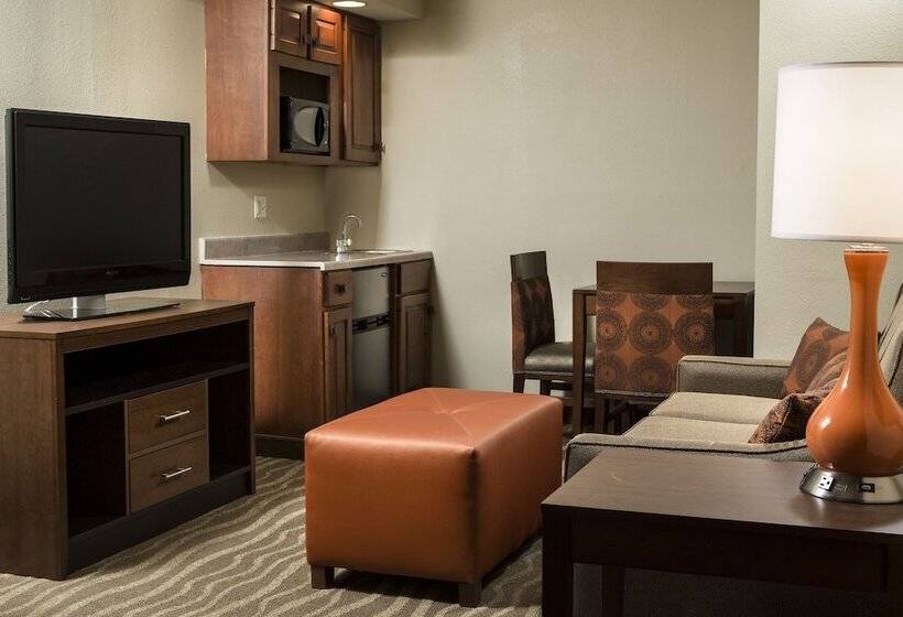 سوییت, Holiday Inn Hotel & Suites Des Moines Northwest, An Ihg