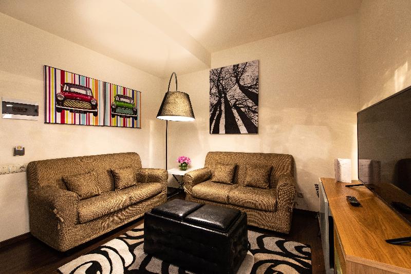 اتاق استاندارد با تخت بزرگ برای معلولان, Holiday Inn Hotel & Suites Des Moines Northwest, An Ihg
