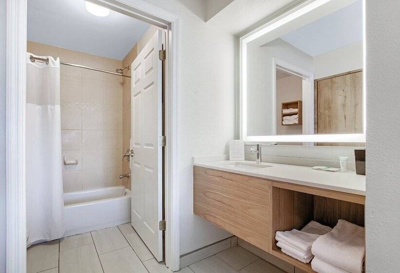 סוויטת 2 חדרי שינה, Staybridge Suites Gulf Shores, An Ihg