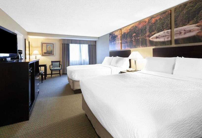 Номер Стандарт 2 Двуспальные Кровати, Days Inn By Wyndham Plattsburgh