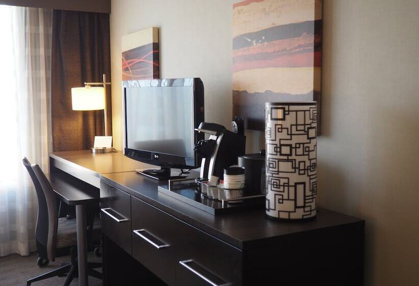带2个双人床的标准工作室, Holiday Inn Harrisburg I 81 Hershey Area, An Ihg
