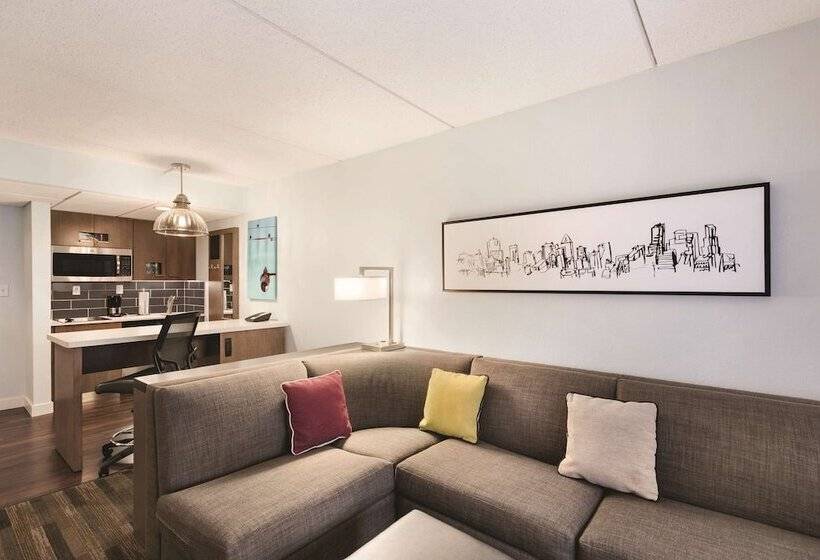 سوییت, Clt Sky Suites