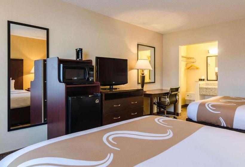 Номер Стандарт, Quality Inn & Suites