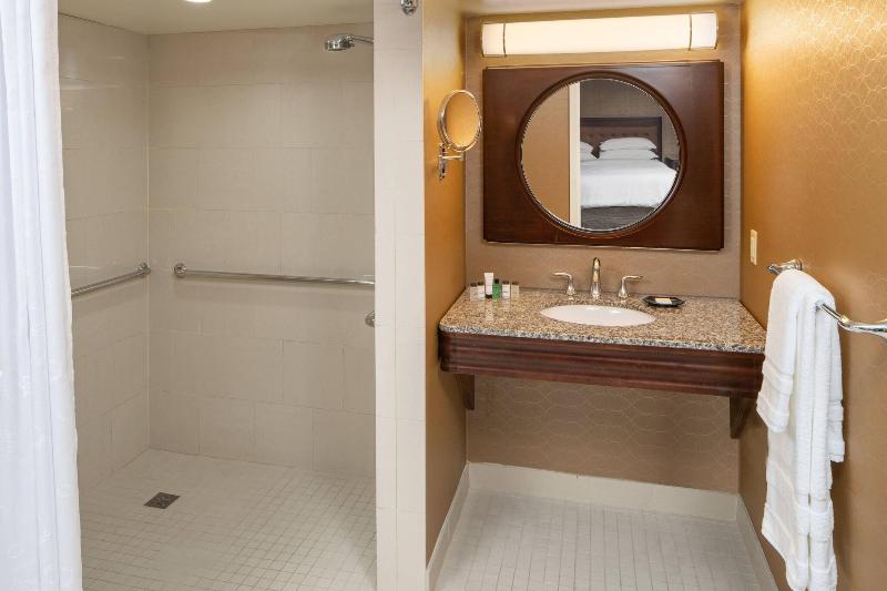 Стандартный Номер Кровать Кинг, Sheraton Tampa Brandon