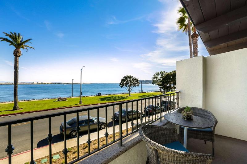 Полулюкс Повышенной Комфортности, Kona Kai Resort & Spa, A Noble House Resort