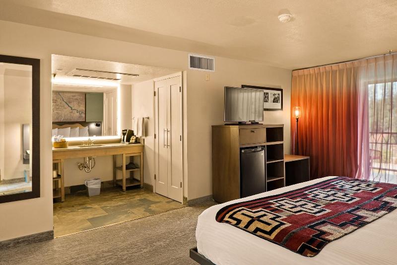 اتاق لوکس با تخت بزرگ, Arabella Hotel Sedona