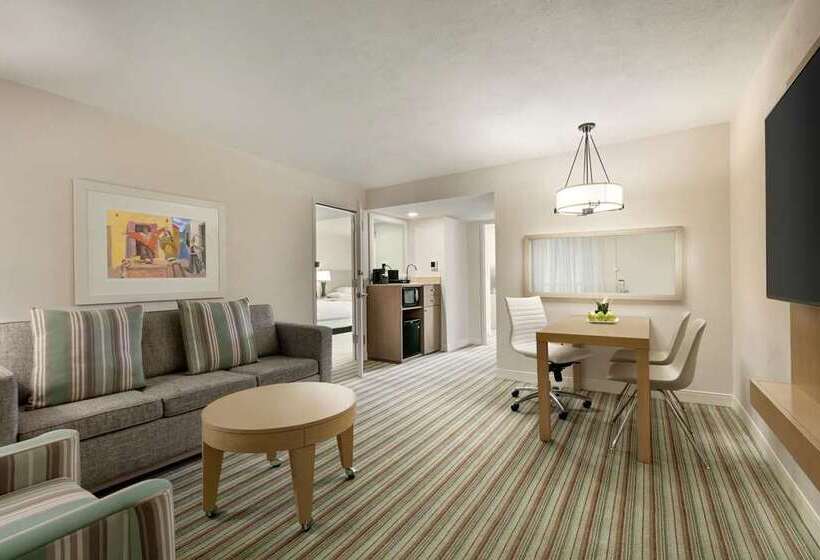 سوئیت 2 خوابه, Embassy Suites By Hilton Flagstaff