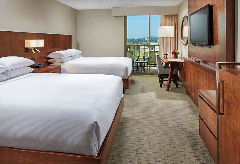 디럭스 룸 산전망, Hilton Pasadena