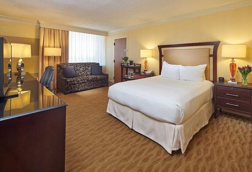 اتاق اجرایی, Hilton Raleigh North Hills