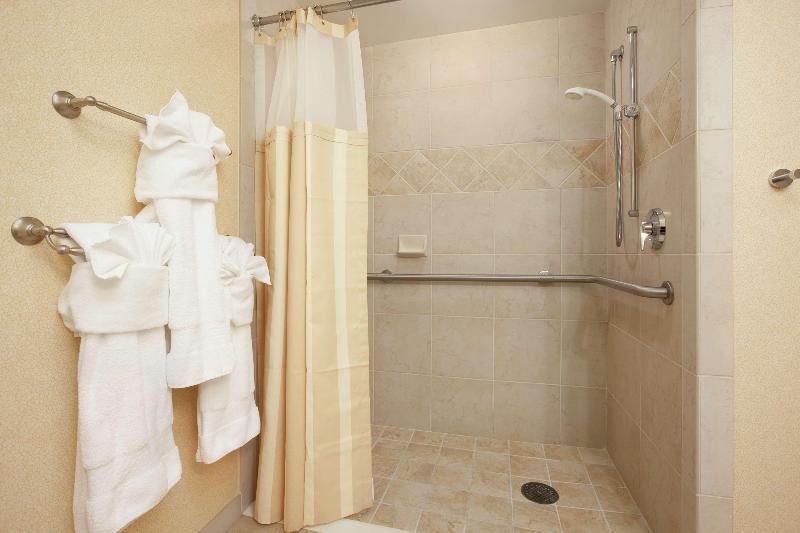 اتاق استاندارد با تخت بزرگ, Hilton Raleigh North Hills