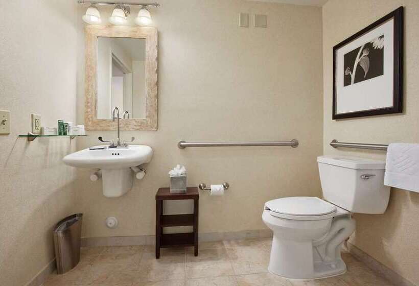 اتاق استاندارد, Hilton Raleigh North Hills