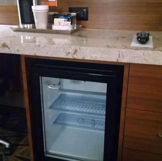 스탠다드 룸 더블 침대 2개, Radisson Hotel La Crosse