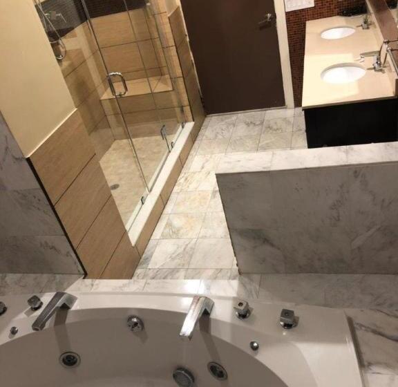 스위트, Ocean Manor Beach Resort