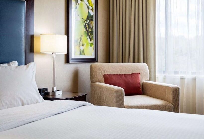 Номер Стандарт, Doubletree By Hilton Hotel Leominster