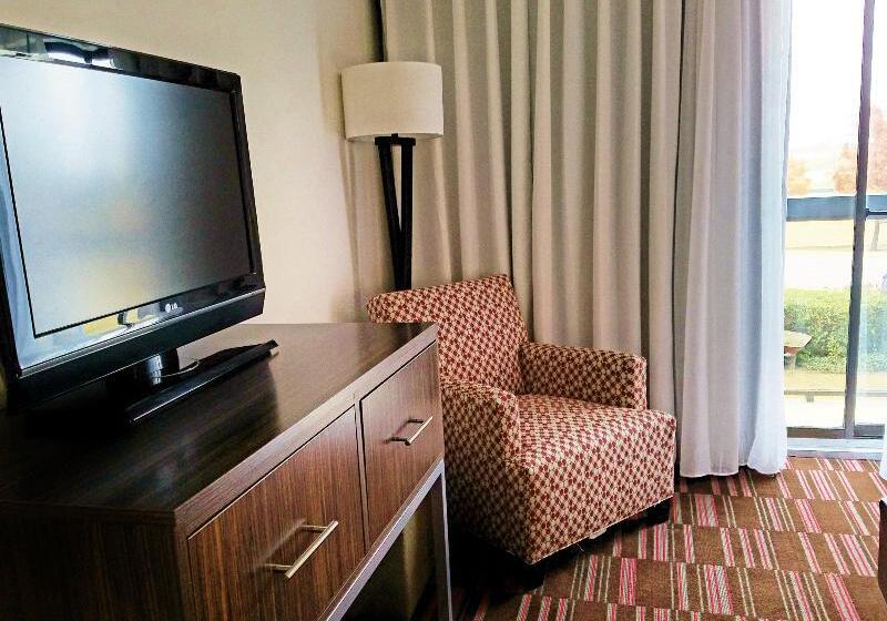 Люкс Кровать Кинг, Holiday Inn Irving Las Colinas, An Ihg