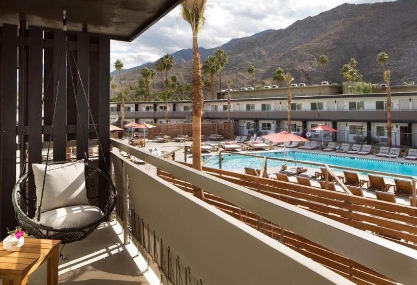 Cameră Standard cu Vedere la Piscină, V Palm Springs