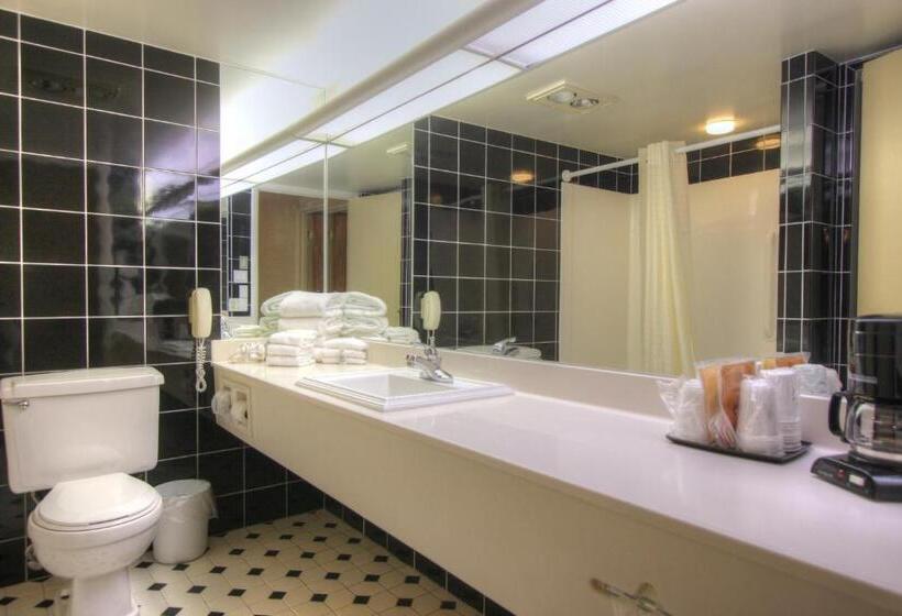 Номер Клуб Кровать Кинг, Toftrees Golf Resort