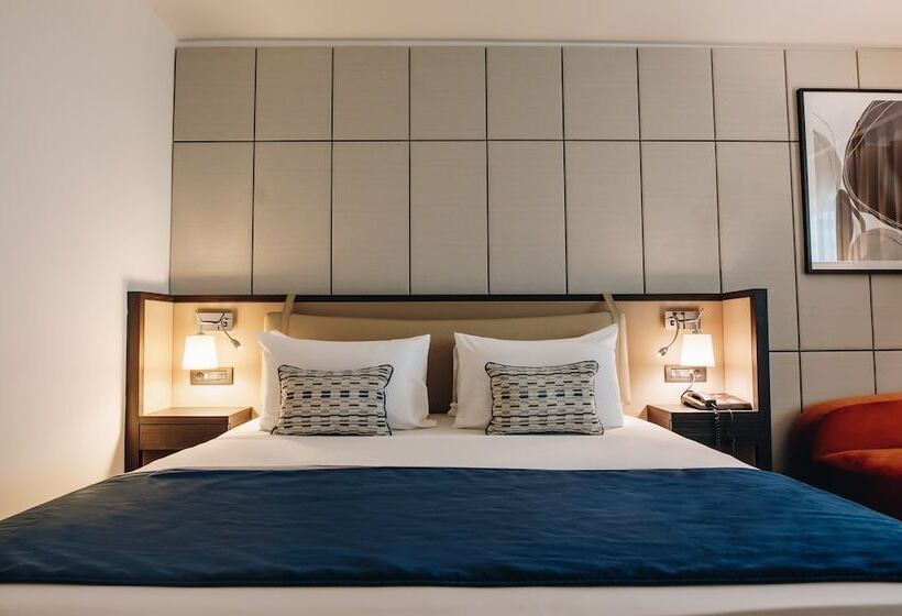 اتاق استاندارد, Crowne Plaza Belgrade, An Ihg