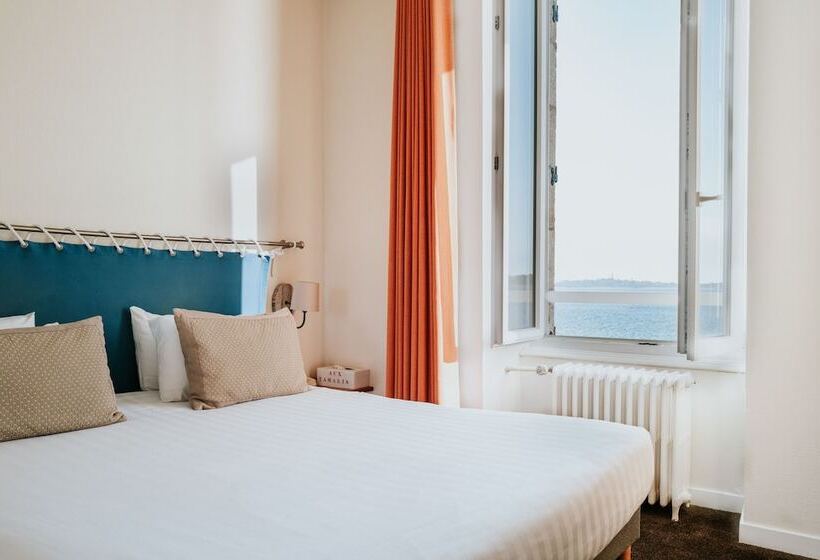 اتاق سوپریور با چشم‌انداز دریا, Hôtel Aux Tamaris   Vue Mer