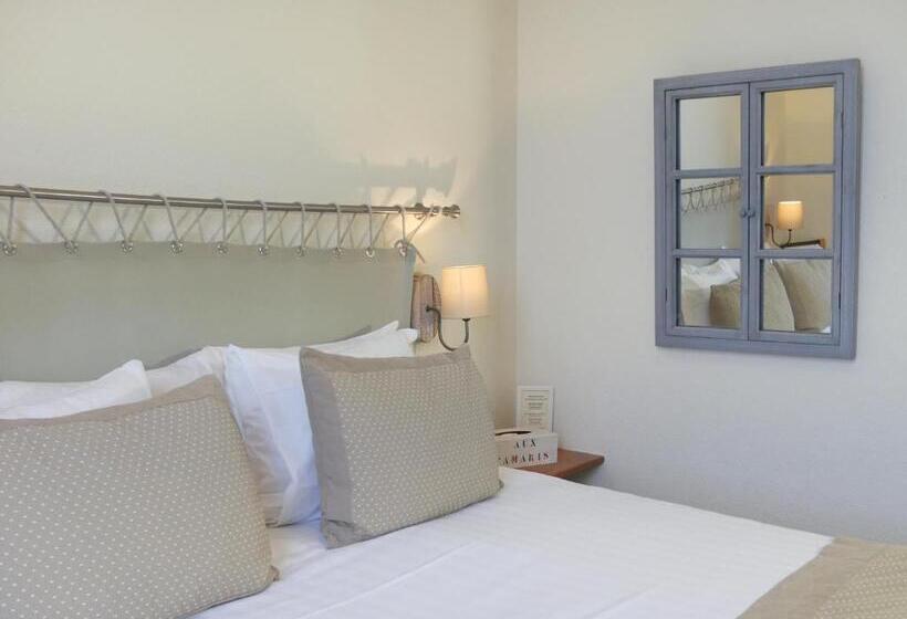 اتاق سوپریور با چشم‌انداز دریا, Hôtel Aux Tamaris   Vue Mer