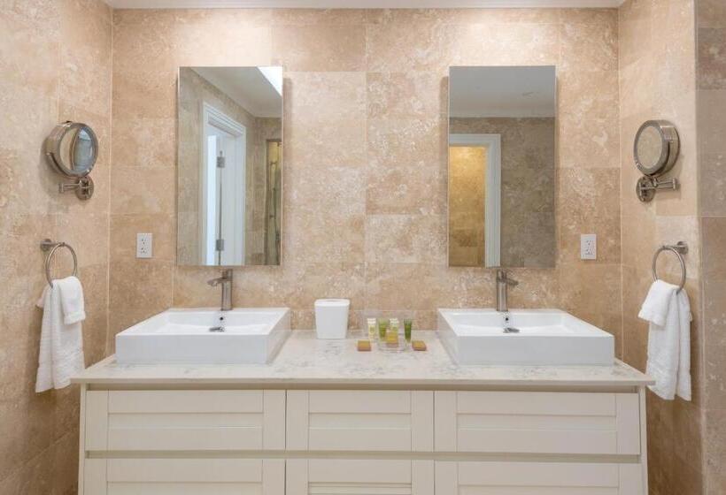 3 Bedroom Suite, The Crane Resort