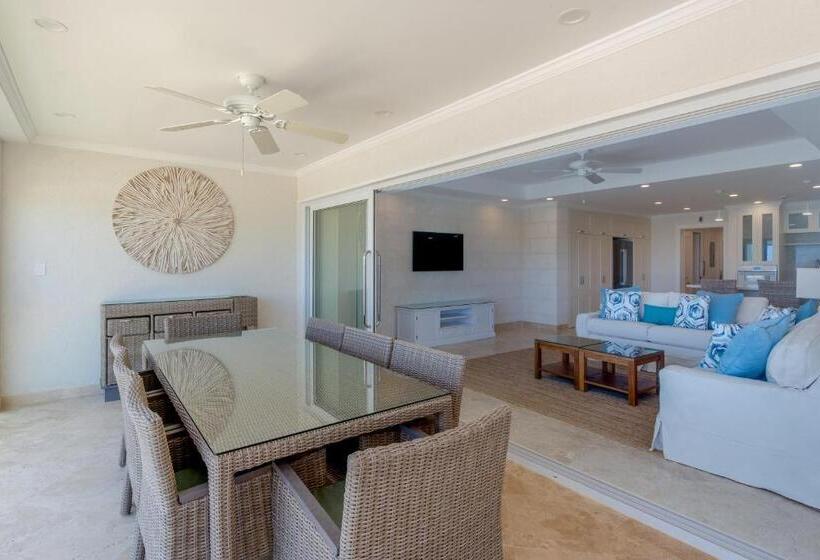 3 Bedroom Suite, The Crane Resort