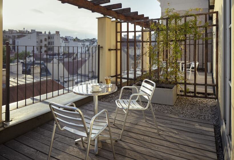 Номер Стандарт с Террасой, K+k Hotel Maria Theresia