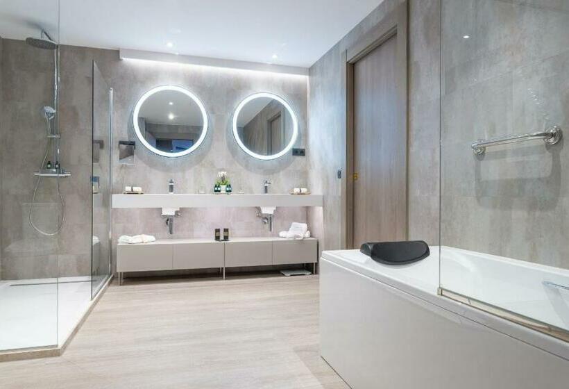 سوییت, Grand Plaza Hotel & Wellness
