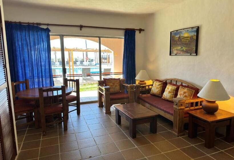 سوئیت جونیور خانوادگی, Quijote Inn