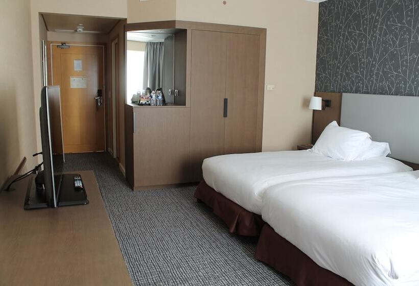 اتاق لوکس, Hilton Paris Charles De Gaulle Airport
