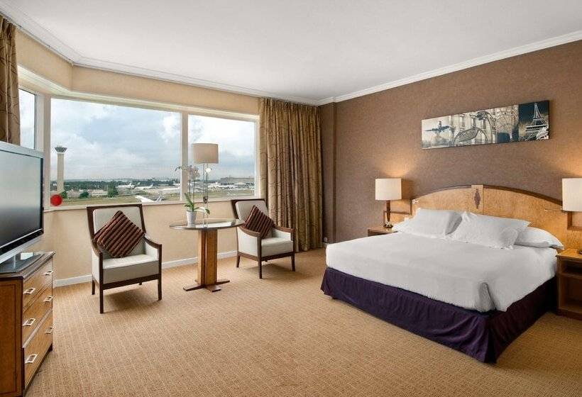 اتاق خانوادگی, Hilton Paris Charles De Gaulle Airport