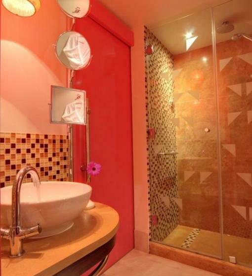 اتاق اساندارد با چشم‌انداز جانبی به دریا, Mercure Hurghada